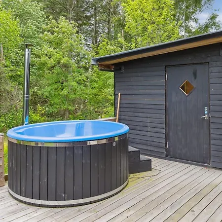 Odsten - 800m From The Sea By Interhome * Hals