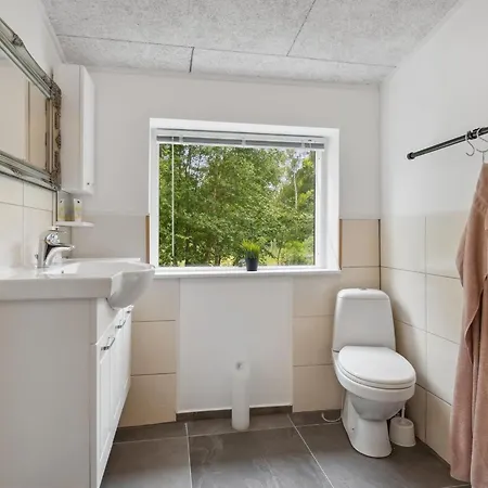 Odsten - 800m From The Sea By Interhome Hals