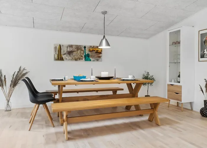 Odsten - 800m From The Sea By Interhome * Hals