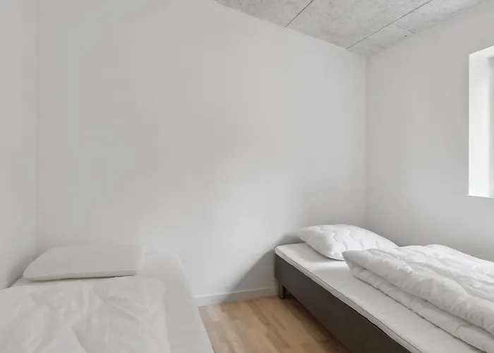 Odsten - 800m From The Sea By Interhome * Hals